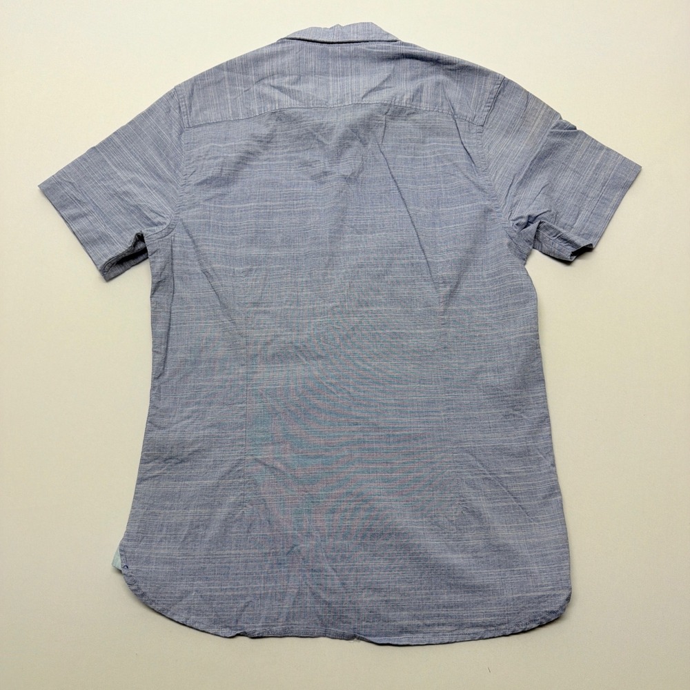 Across the Pond Mens Small Blue Short Sleeve Button Down Shirt Signature Line